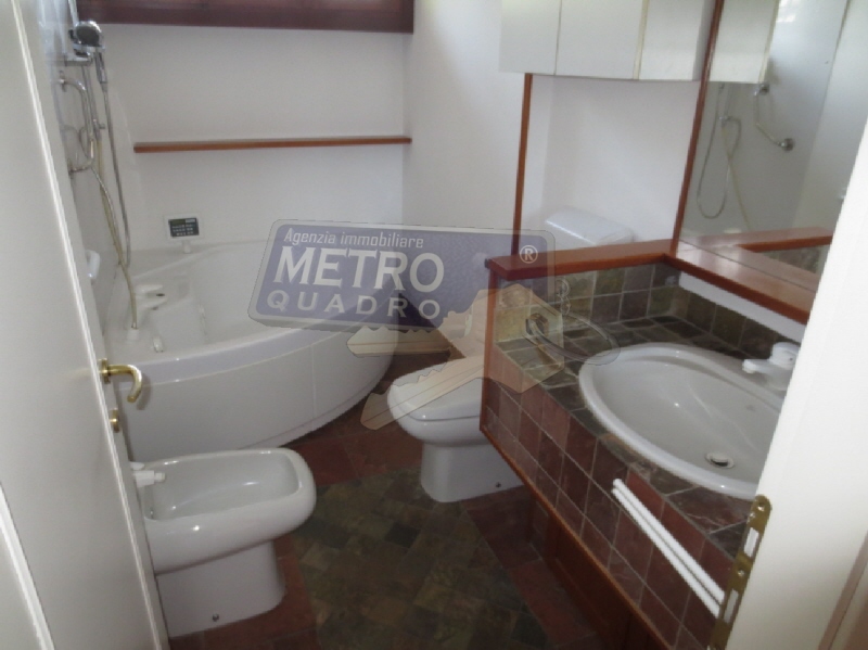 Appartamento con terrazzo in via del costo 47, Thiene