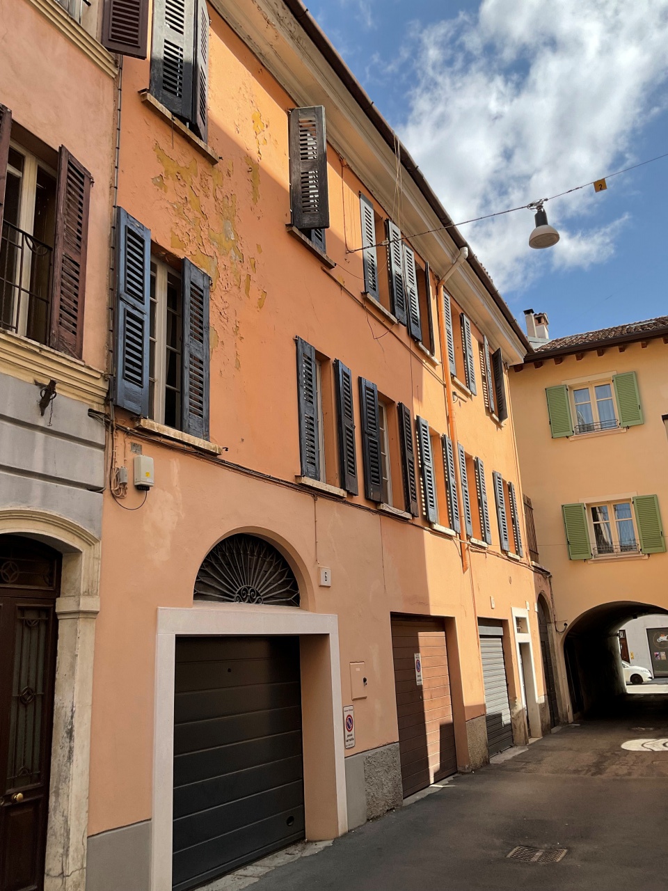 Appartamento da ristrutturare in vicolo bredazzola, Brescia