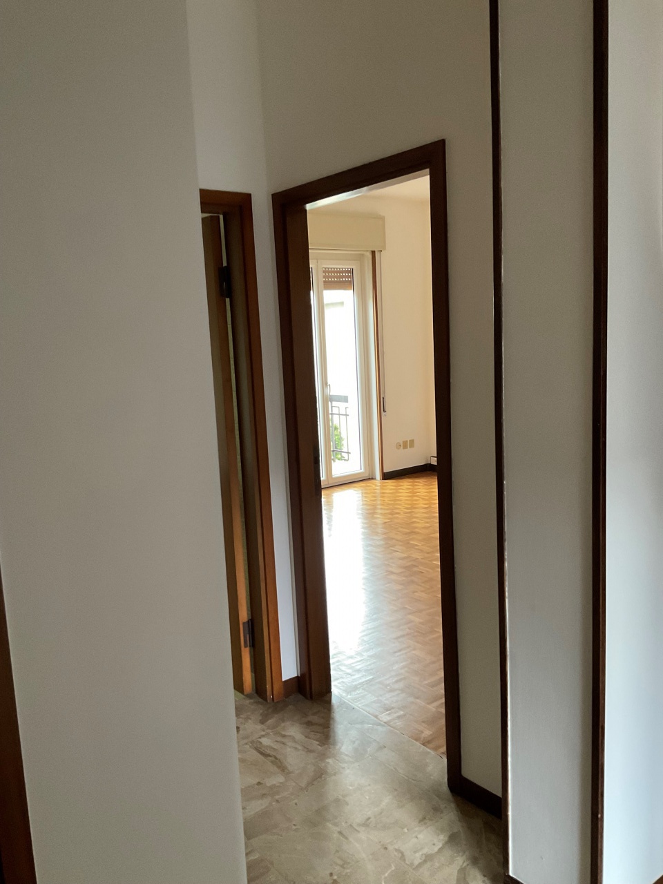 Trilocale con box in via fabio filzi, Brescia