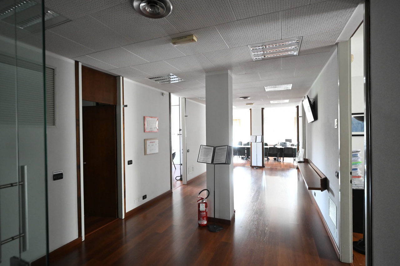 Appartamento con box doppio in via vittorio emanuele ii, Brescia