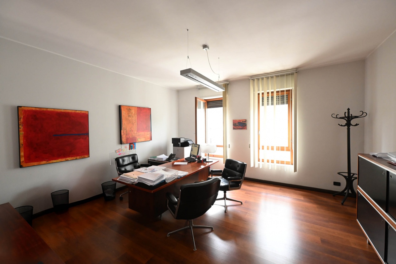 Appartamento con box doppio in via vittorio emanuele ii, Brescia