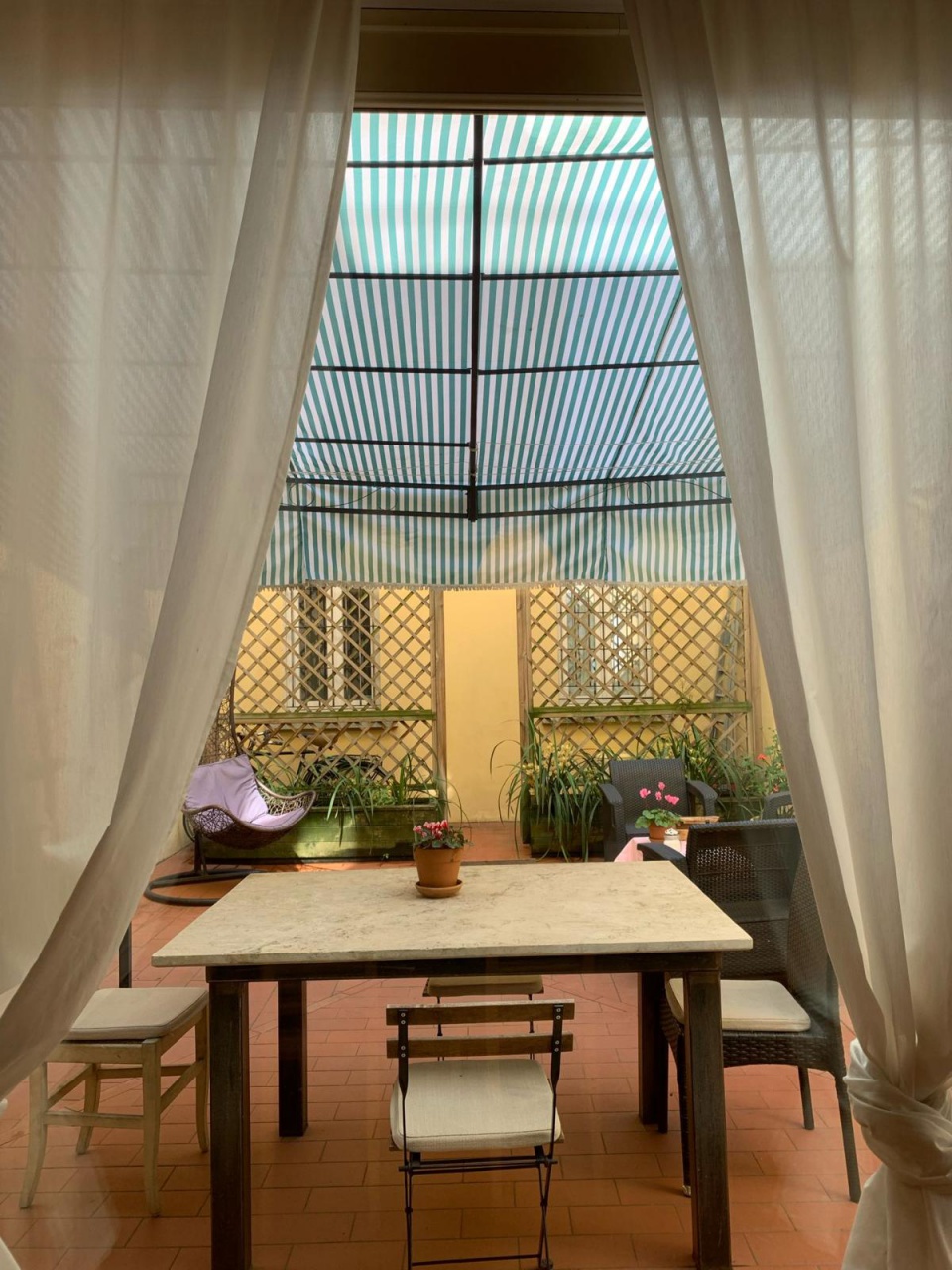 Bilocale con giardino in vicolo disciplina, Brescia