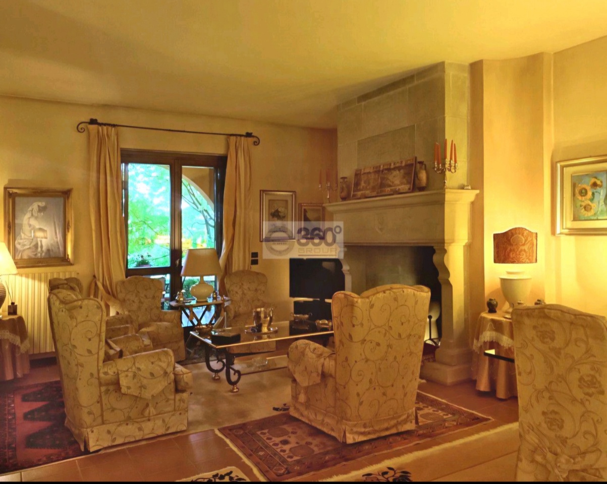 Villa con giardino in via del santolino, Gussago