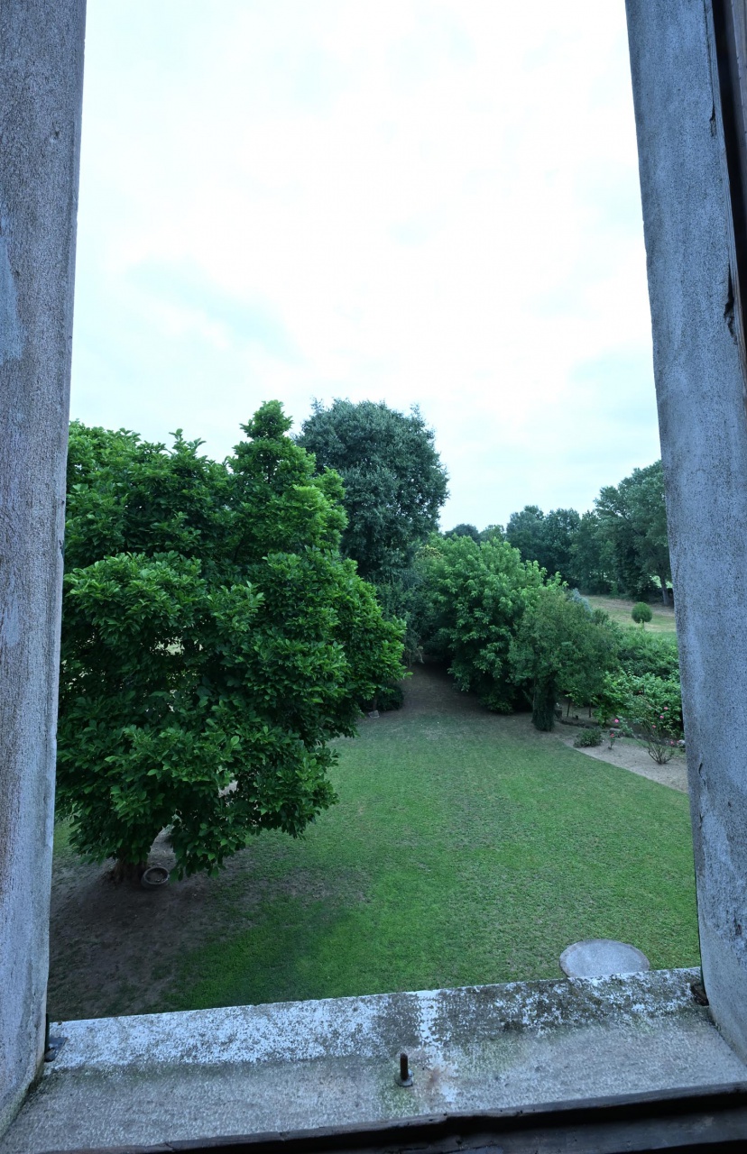 Stabile/Palazzo con giardino in via fratelli bandiera, Milzano