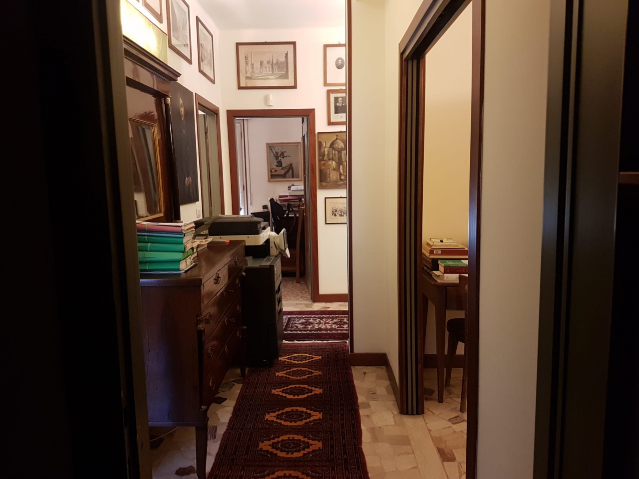 Quadrilocale con box in via savoldo, Brescia