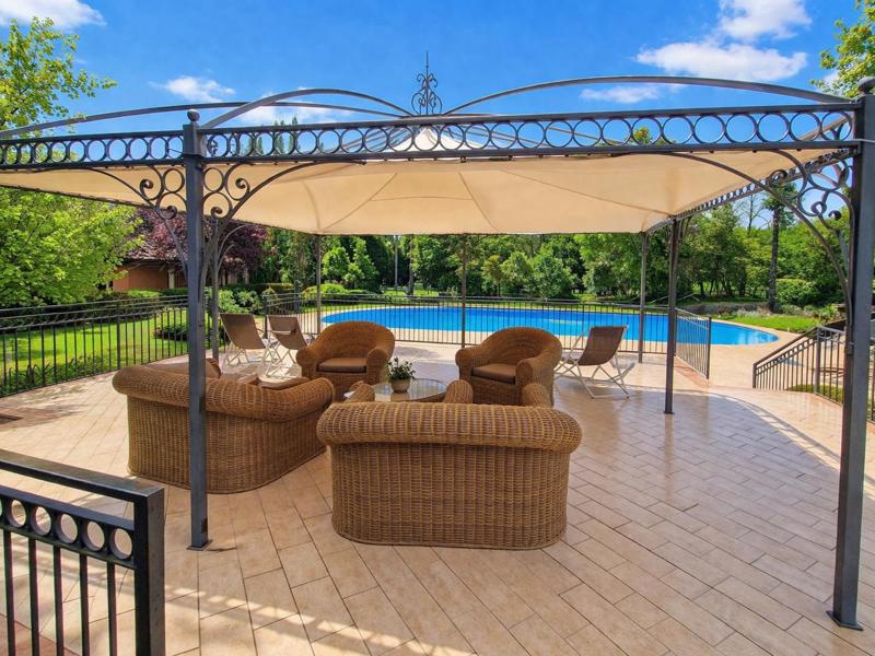 Villa con giardino in via ronco, Polpenazze del Garda