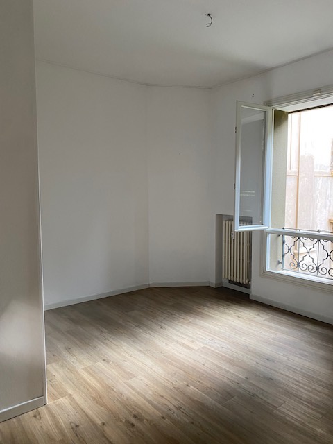 Quadrilocale con box in via dante, Brescia