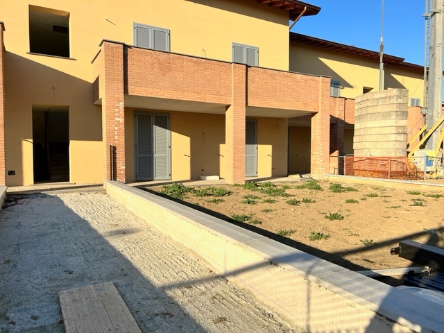 Quadrilocale con giardino in via mozart, Rottofreno