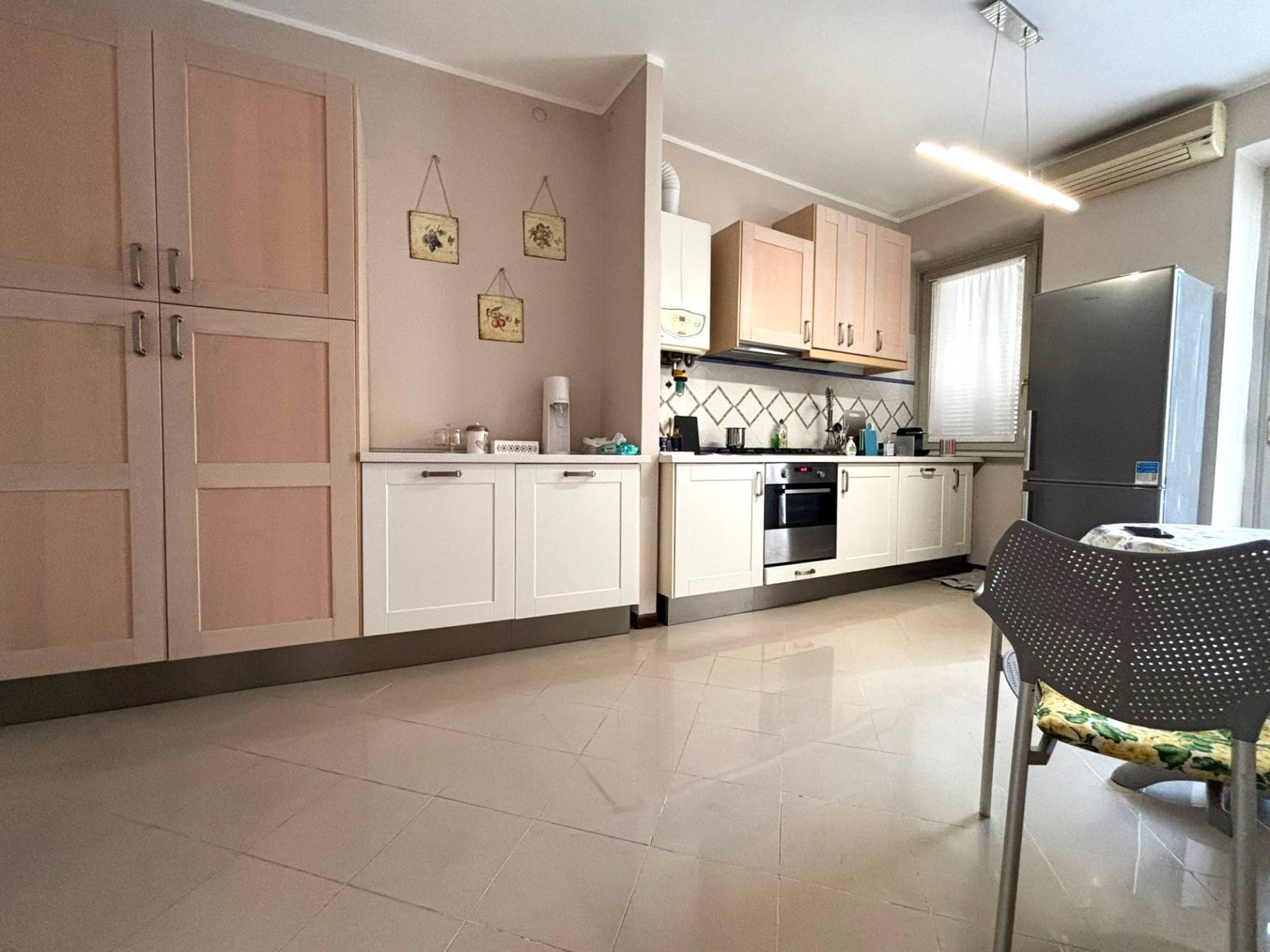 Appartamento in affitto a Piacenza, P.zza Borgo