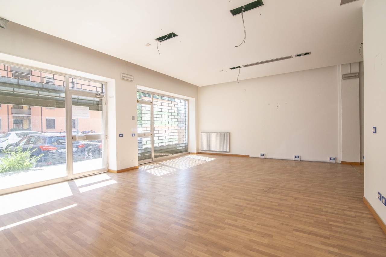 Studio/Ufficio in vendita a Piacenza, Farnesiana