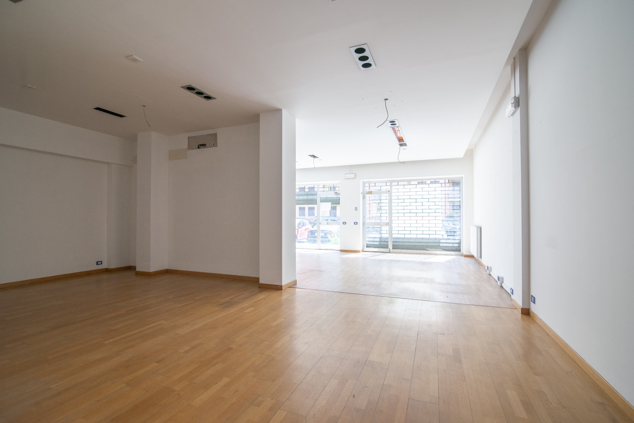 Studio/Ufficio in vendita a Piacenza, Farnesiana