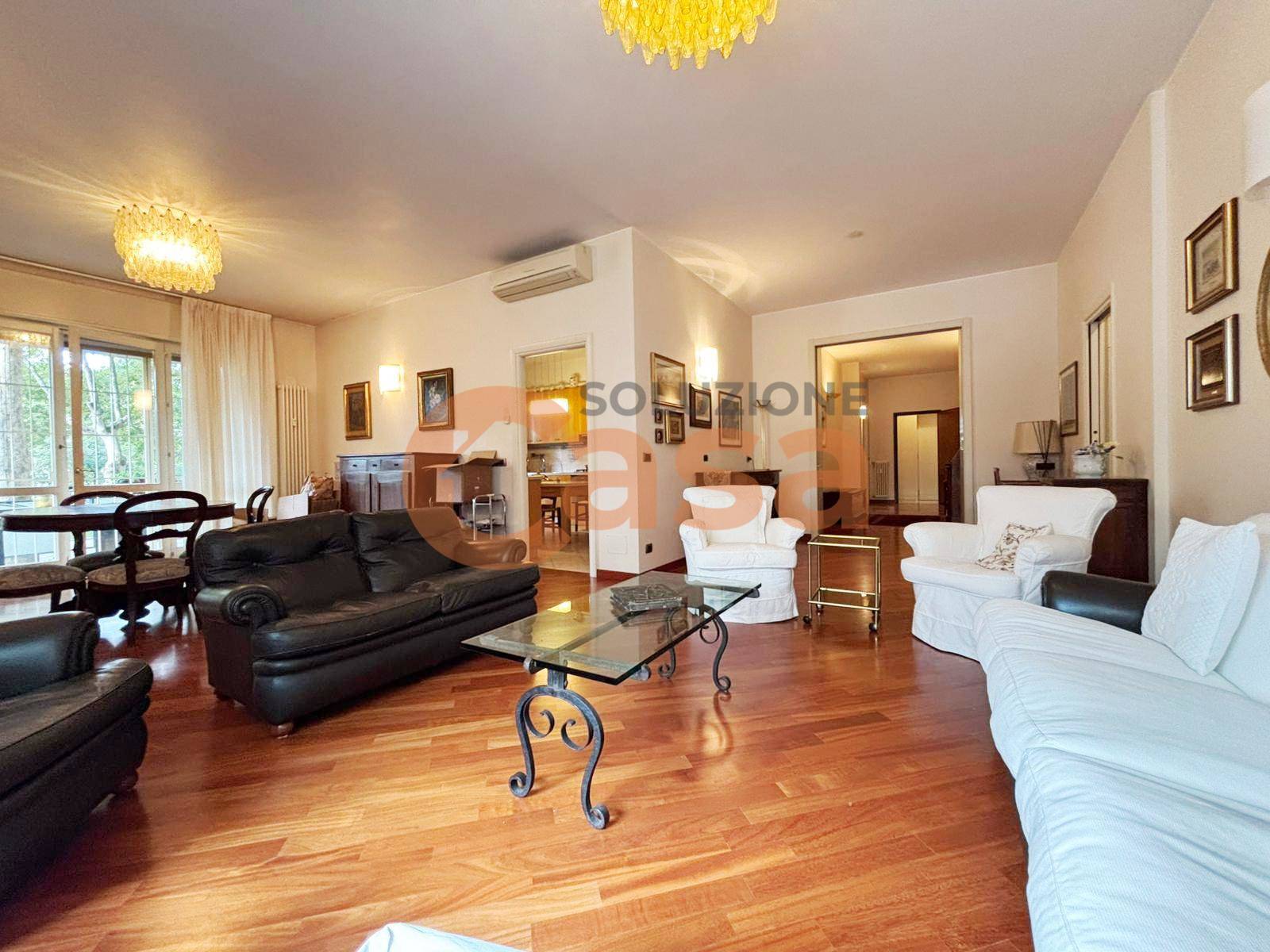 Appartamento in vendita a Piacenza, Centro storico