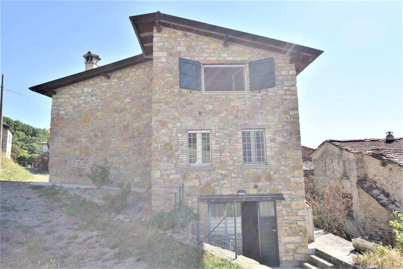 Casa singola in vendita a Bobbio