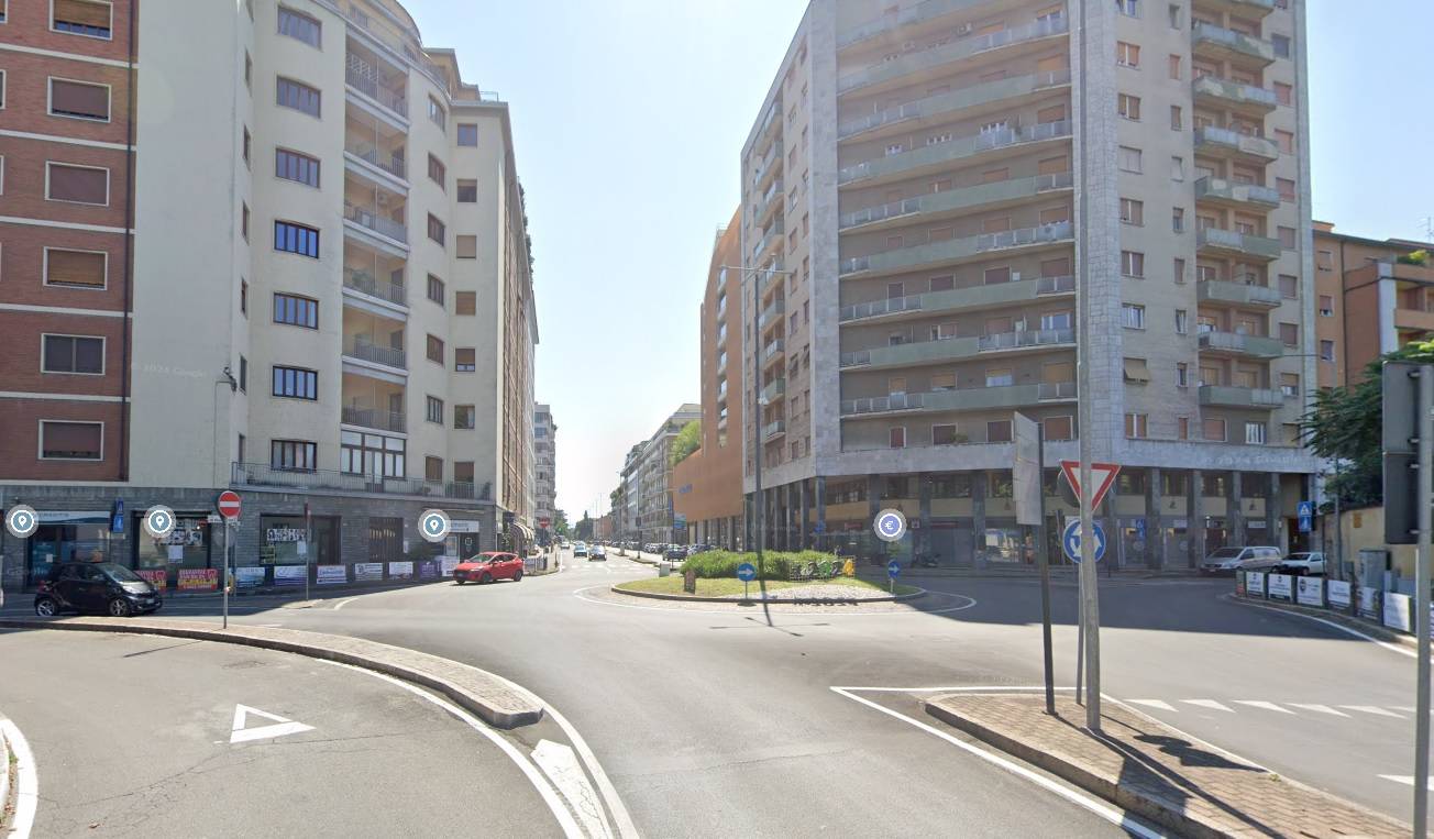 Negozio in affitto a Piacenza, B.ra Genova