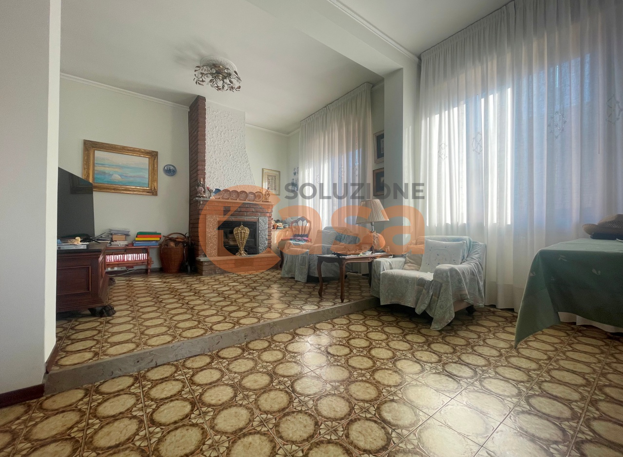 Appartamento in vendita a Piacenza, Zona stadio