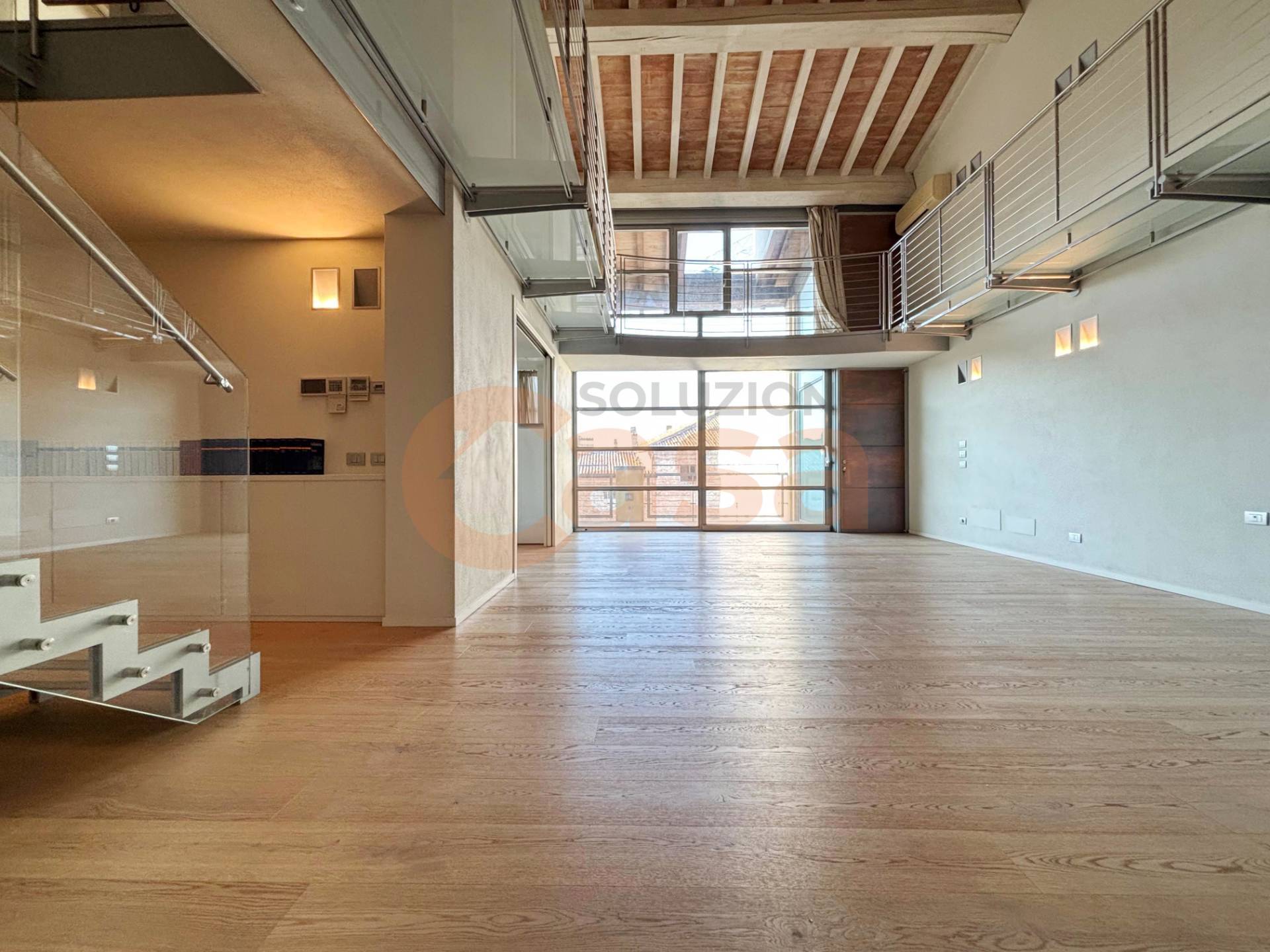 Appartamento in vendita a Piacenza, Centro storico