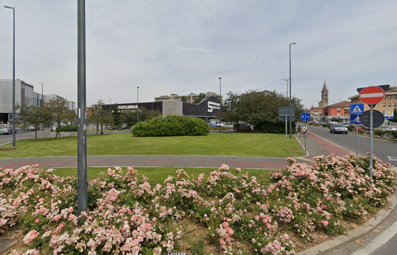 Studio/Ufficio in affitto a Piacenza, Baia del re