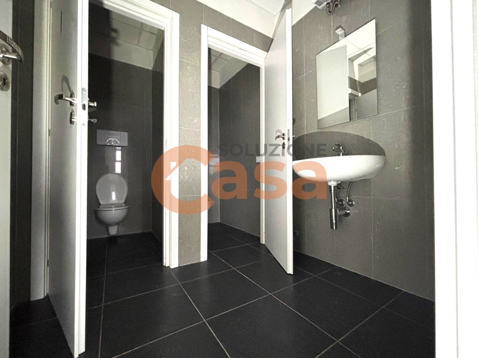 Studio/Ufficio in affitto a Piacenza, Zona stadio