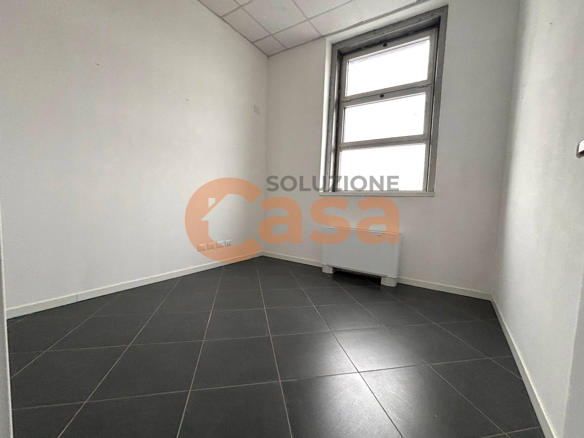 Studio/Ufficio in affitto a Piacenza, Zona stadio