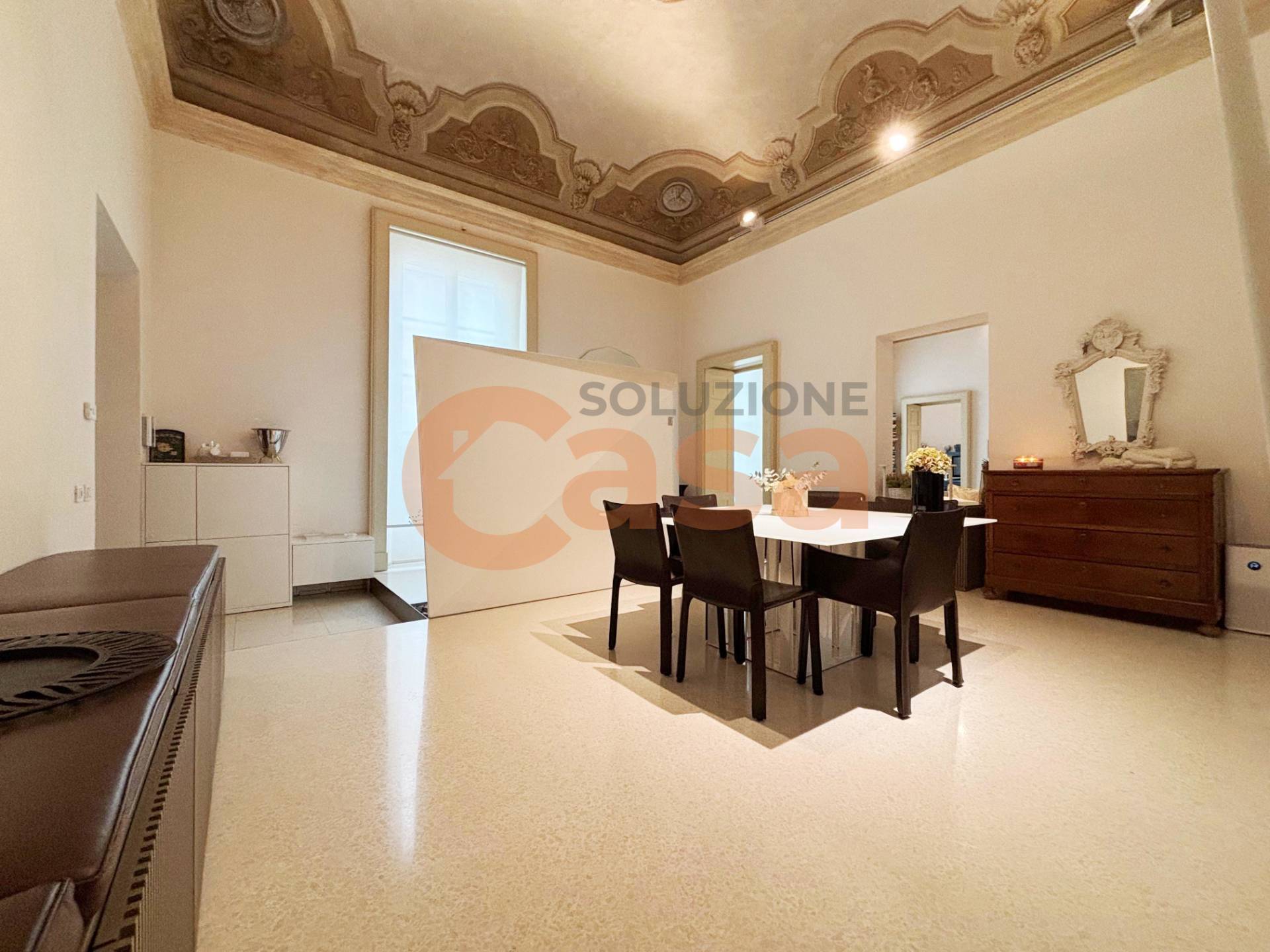 Appartamento in vendita a Piacenza, Centro storico