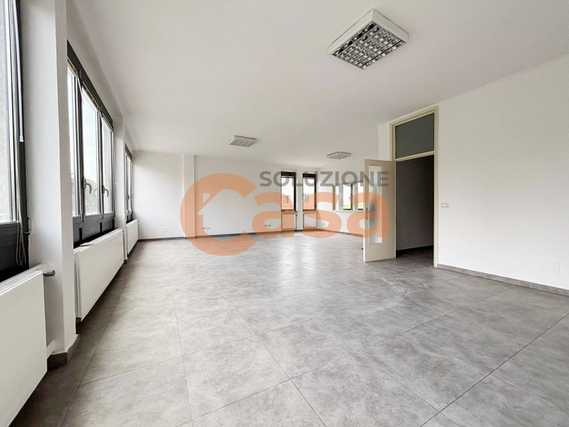 Studio/Ufficio in affitto a Piacenza, Quart. 2000