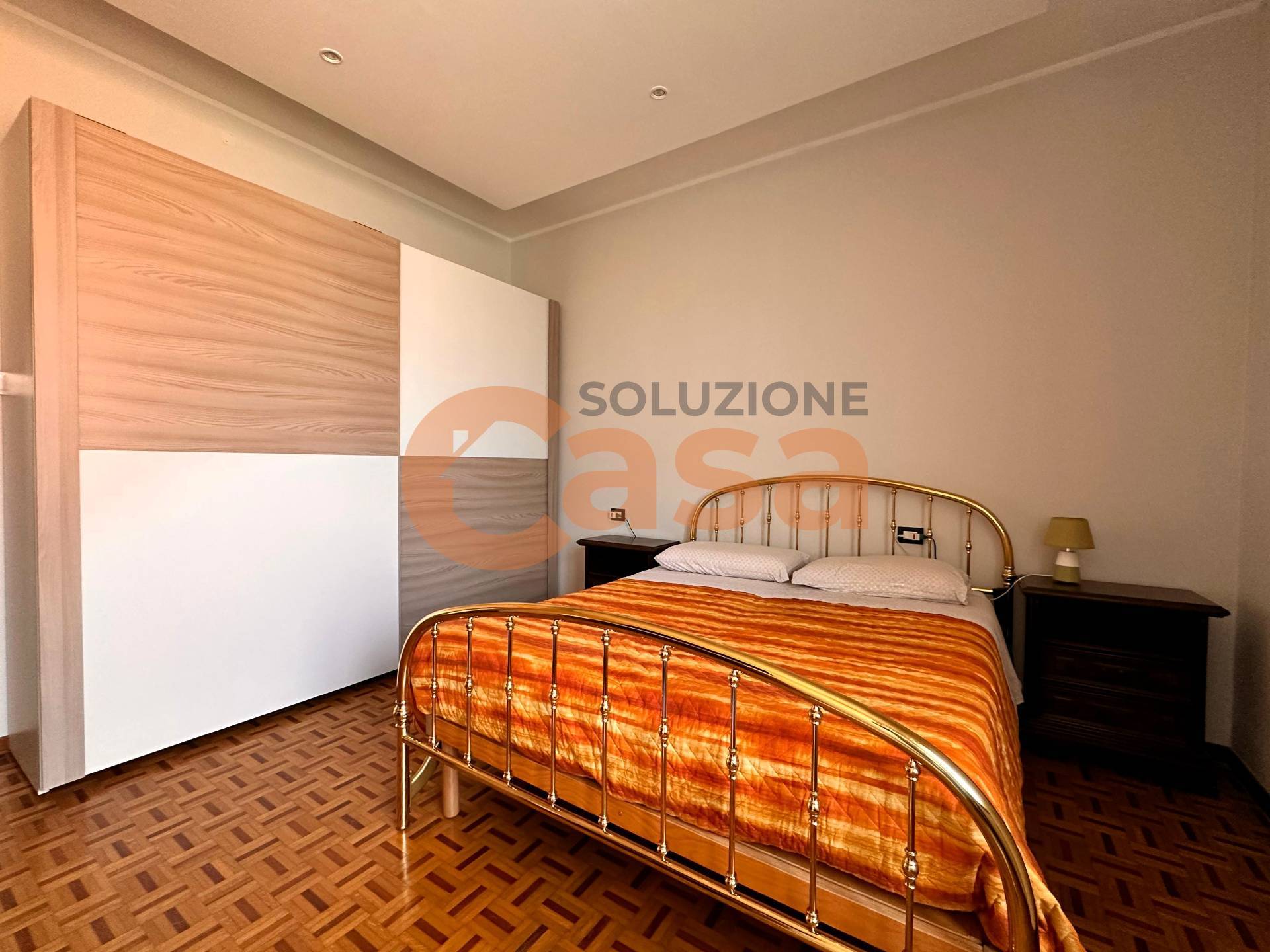 Stabile/Palazzo in vendita a Piacenza, Quart. 2000