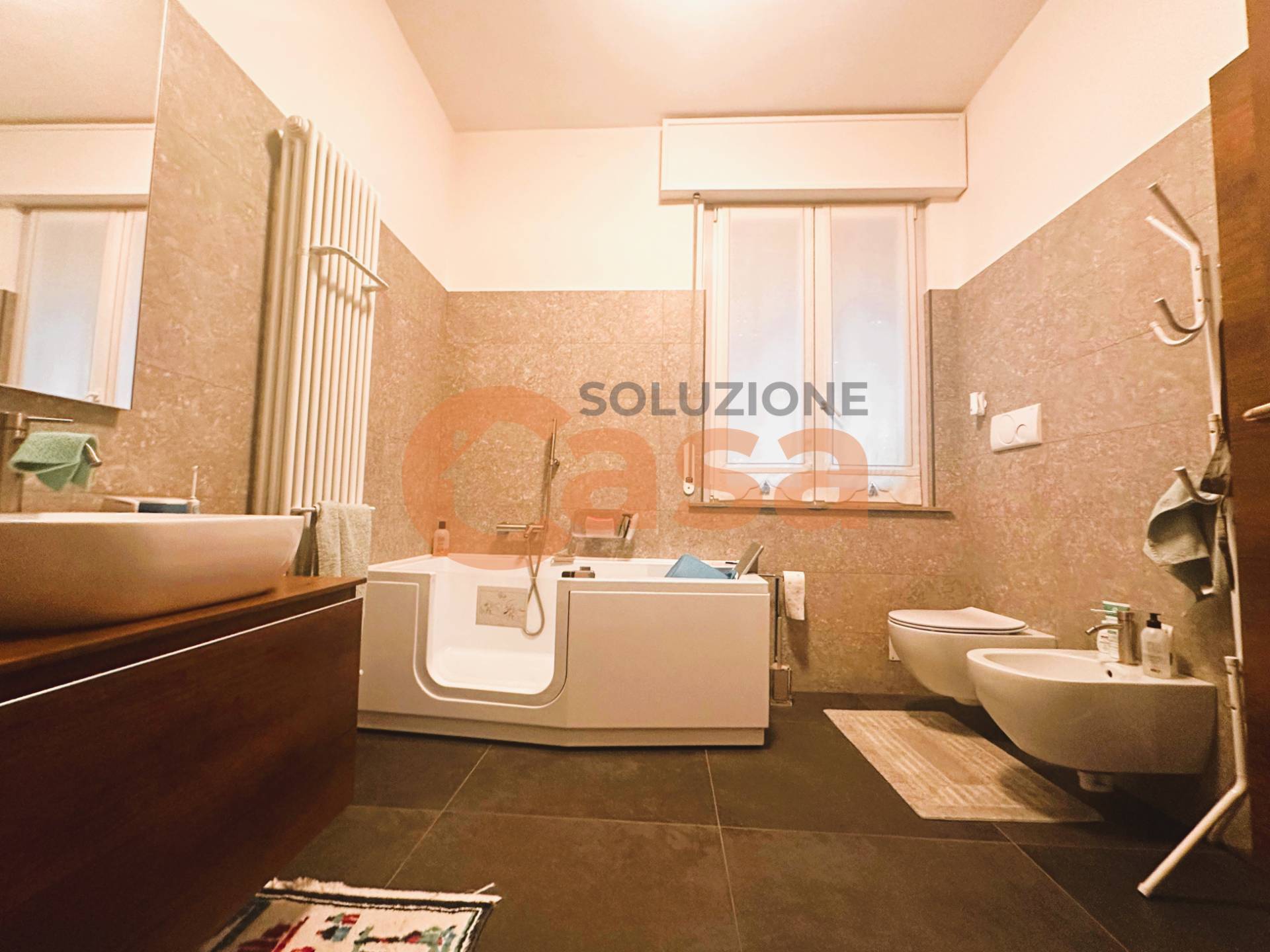 Appartamento in vendita a Piacenza, Infrangibile