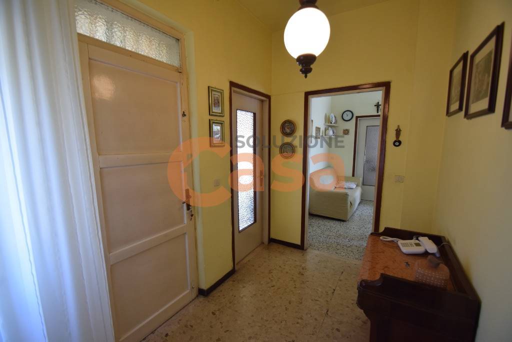 Villa in vendita a Caselle Landi, Vallazza