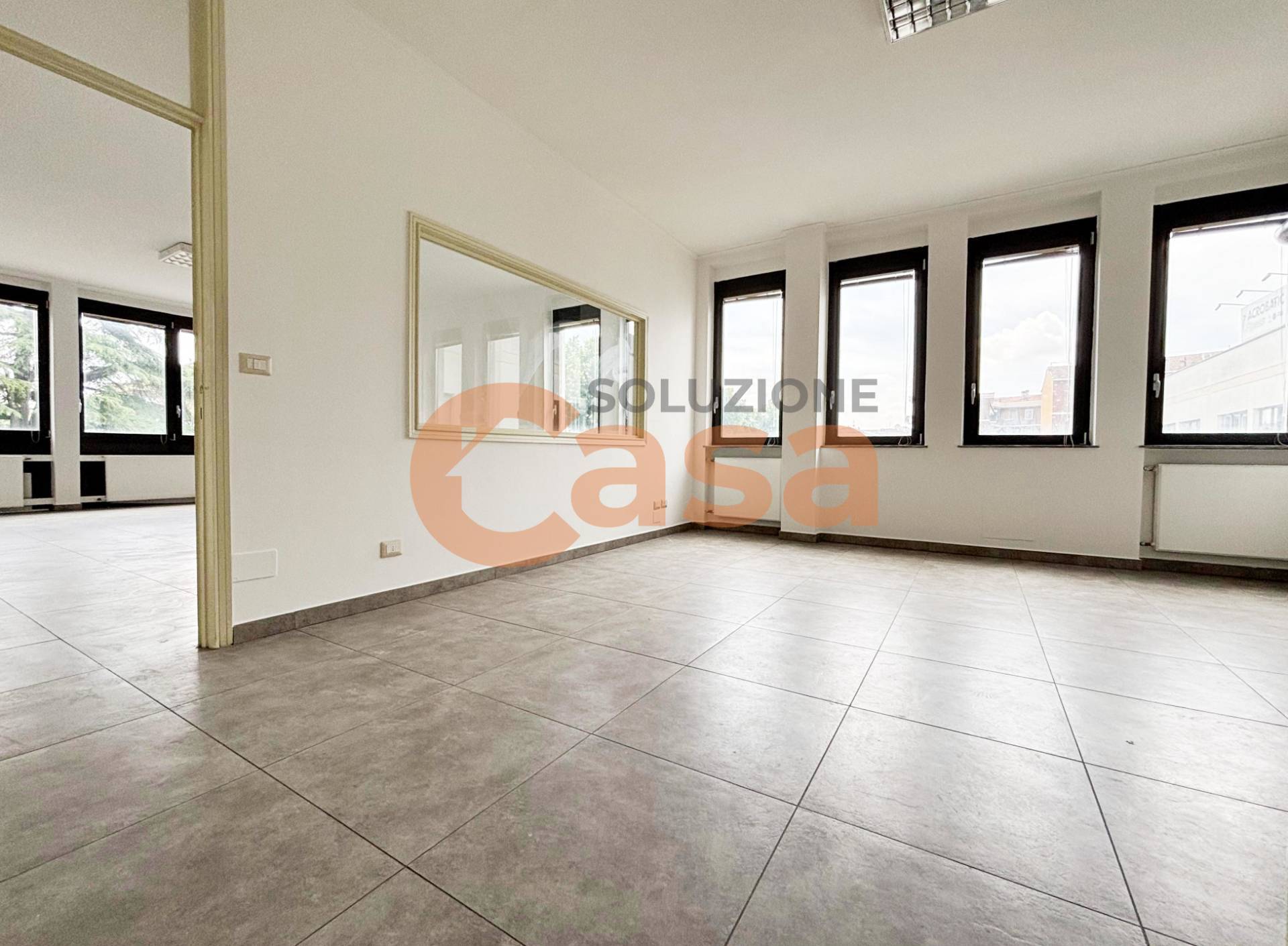 Studio/Ufficio in affitto a Piacenza, Quart. 2000