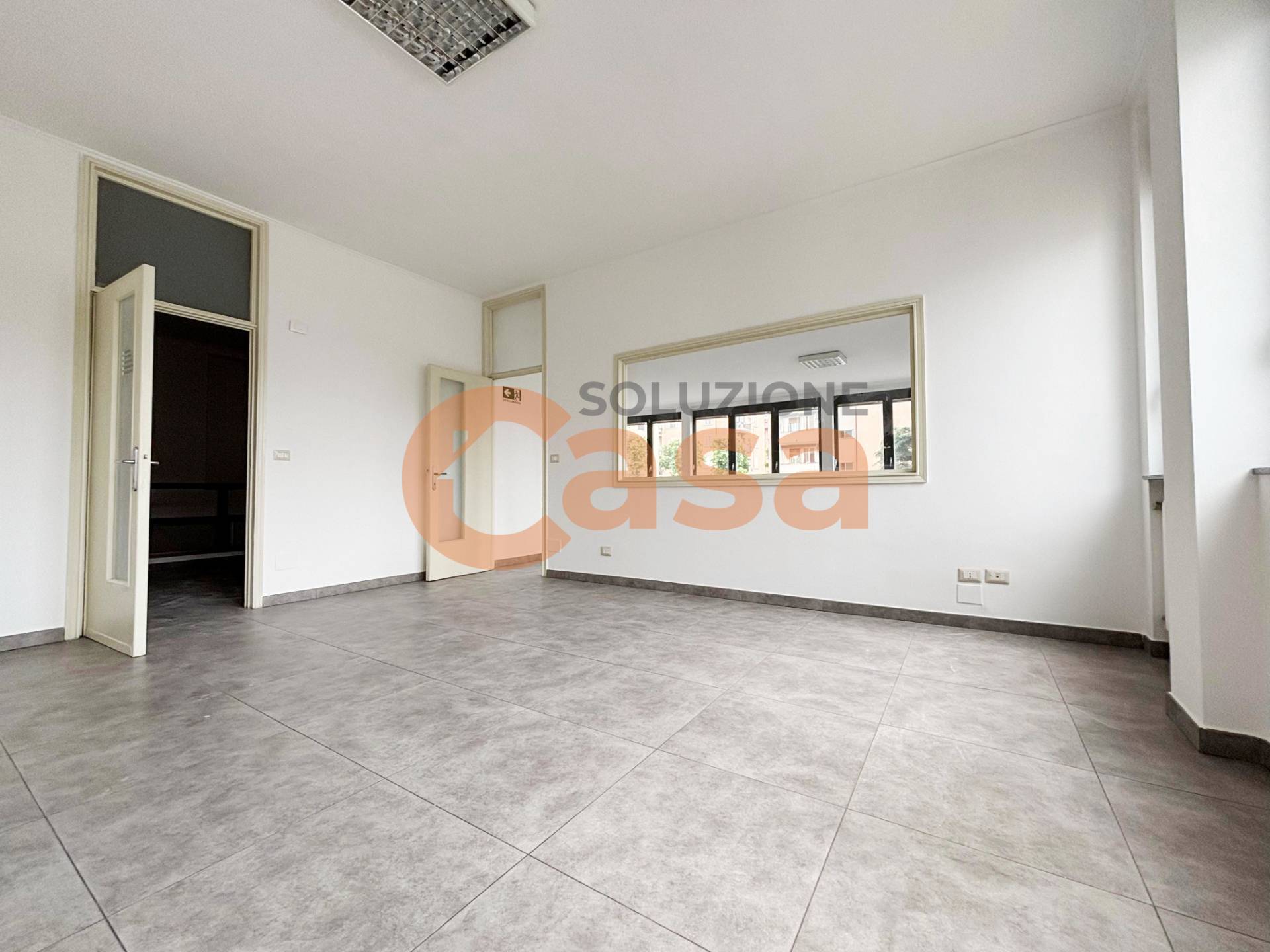 Studio/Ufficio in affitto a Piacenza, Quart. 2000