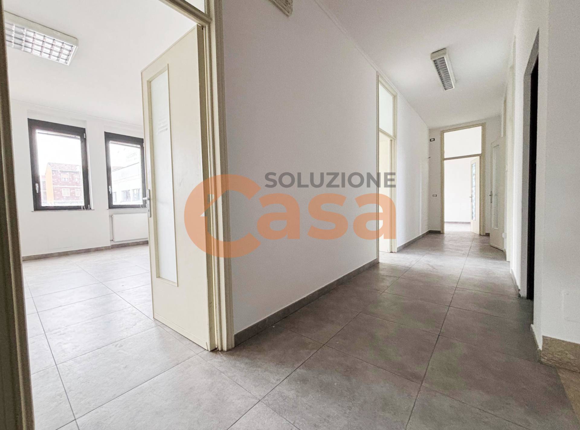 Studio/Ufficio in affitto a Piacenza, Quart. 2000