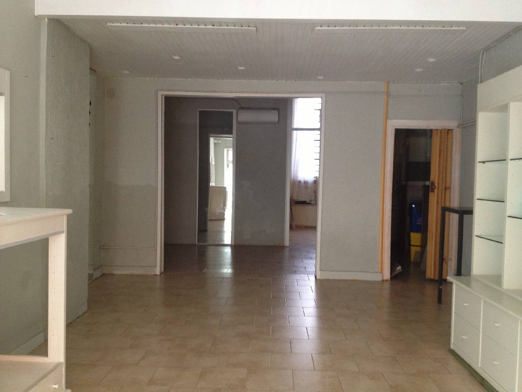 Negozio in affitto a Piacenza, Centro storico