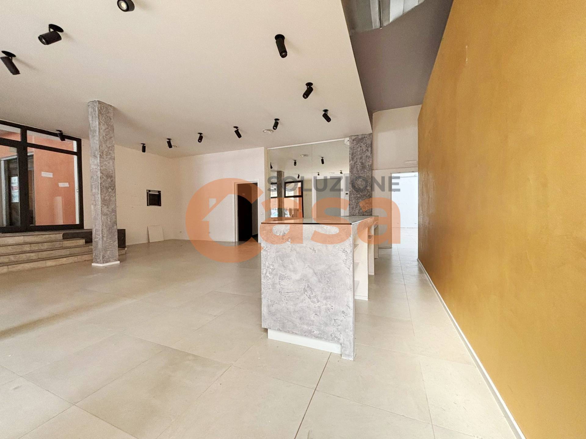 Studio/Ufficio in affitto a Piacenza, Quart. 2000