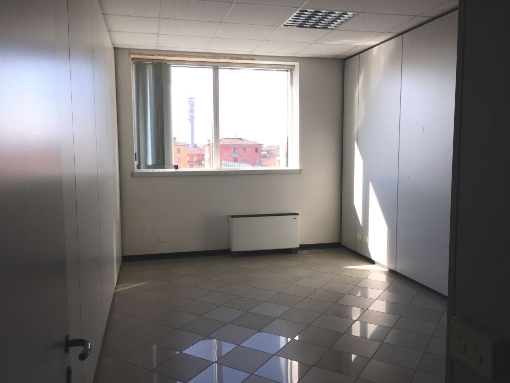 Studio/Ufficio in affitto a Piacenza, S. Lazzaro