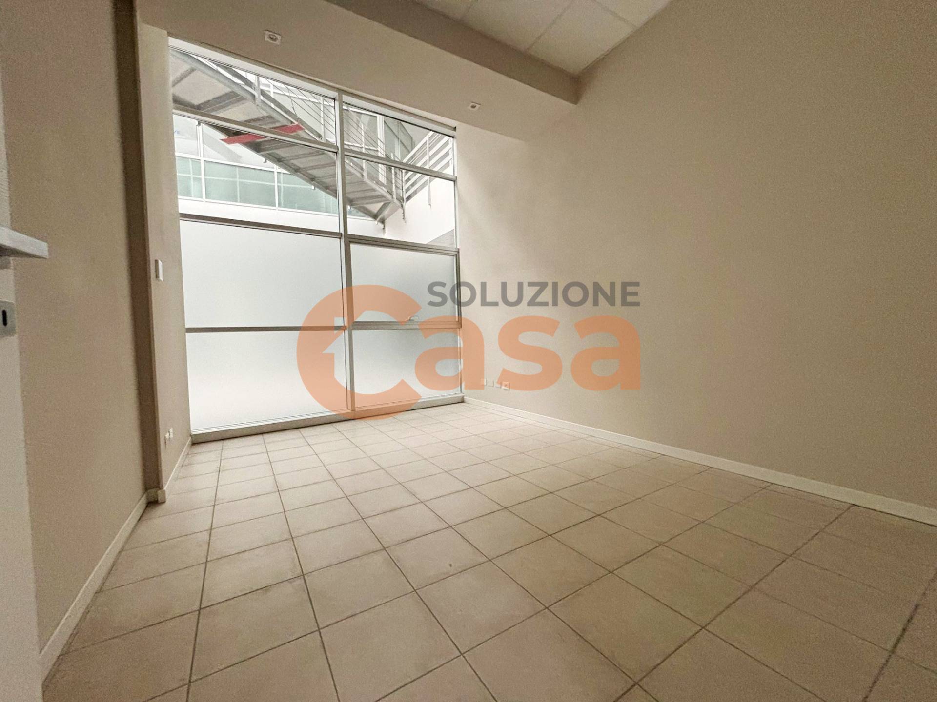 Studio/Ufficio in affitto a Piacenza, Zona stadio