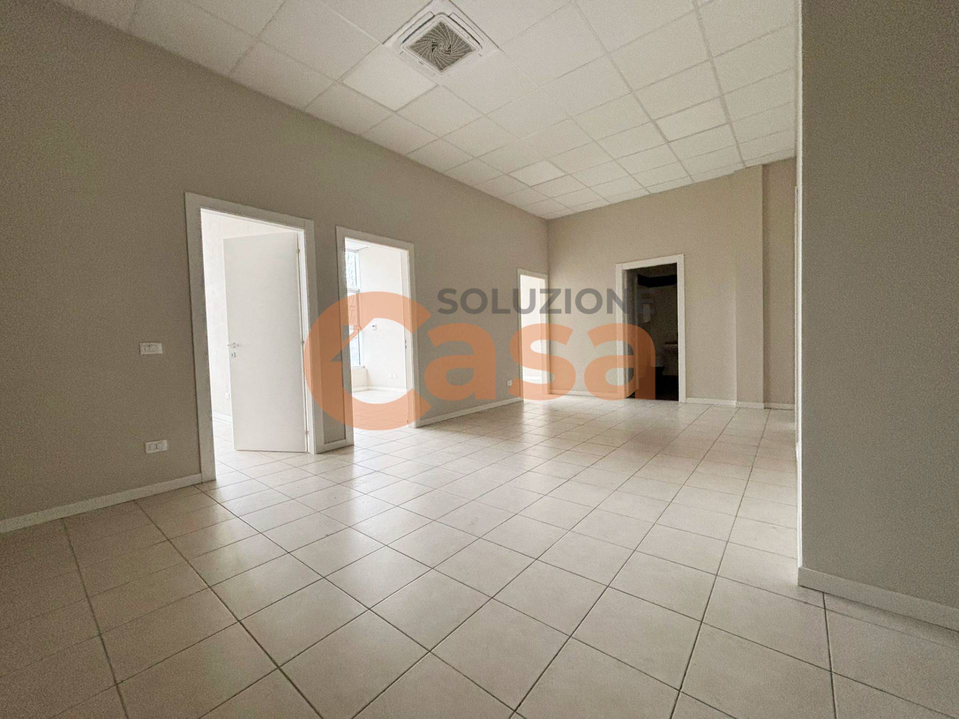 Studio/Ufficio in affitto a Piacenza, Zona stadio