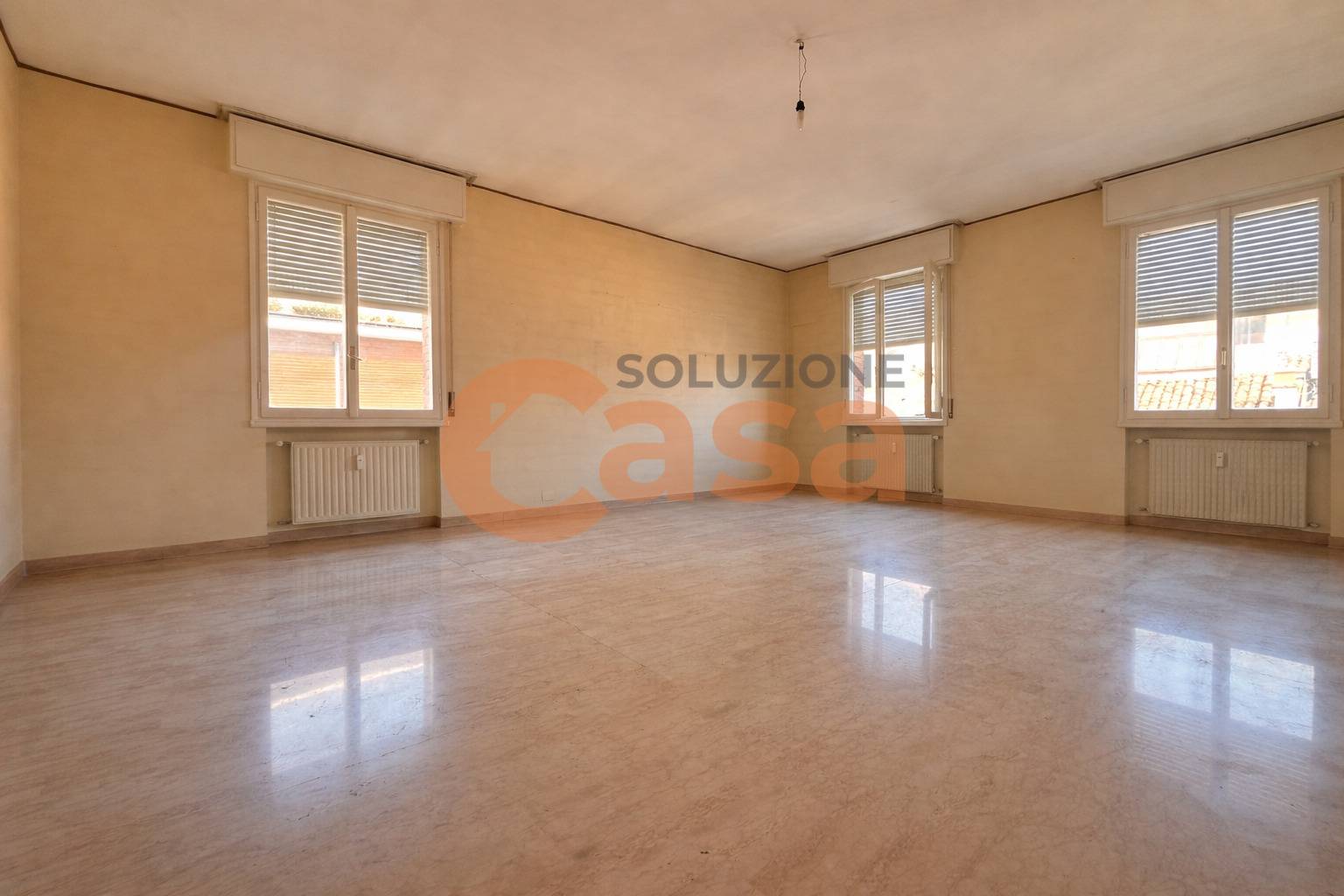 Appartamento in vendita a Piacenza, Centro storico