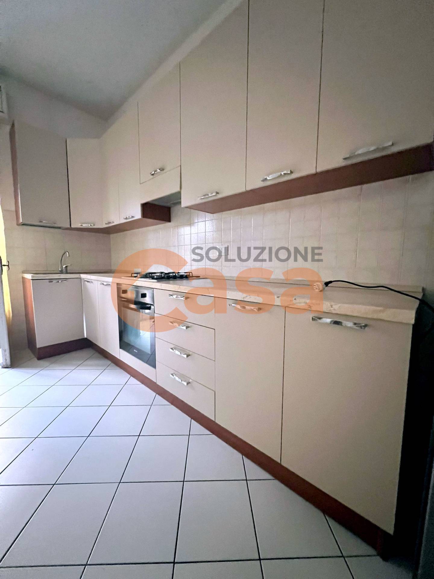 Appartamento in affitto a Piacenza, Viale Dante