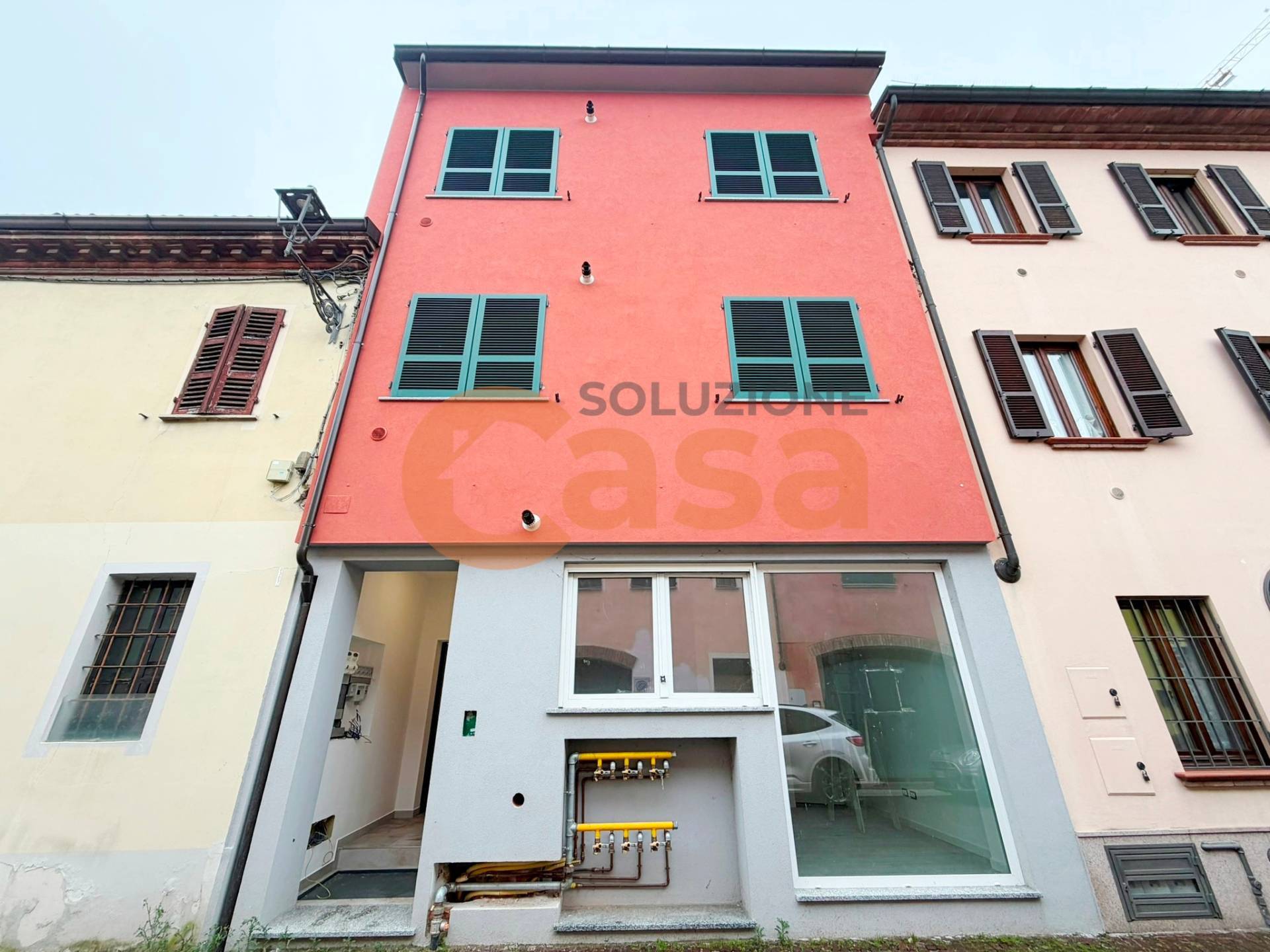 Stabile/Palazzo in vendita a Cortemaggiore