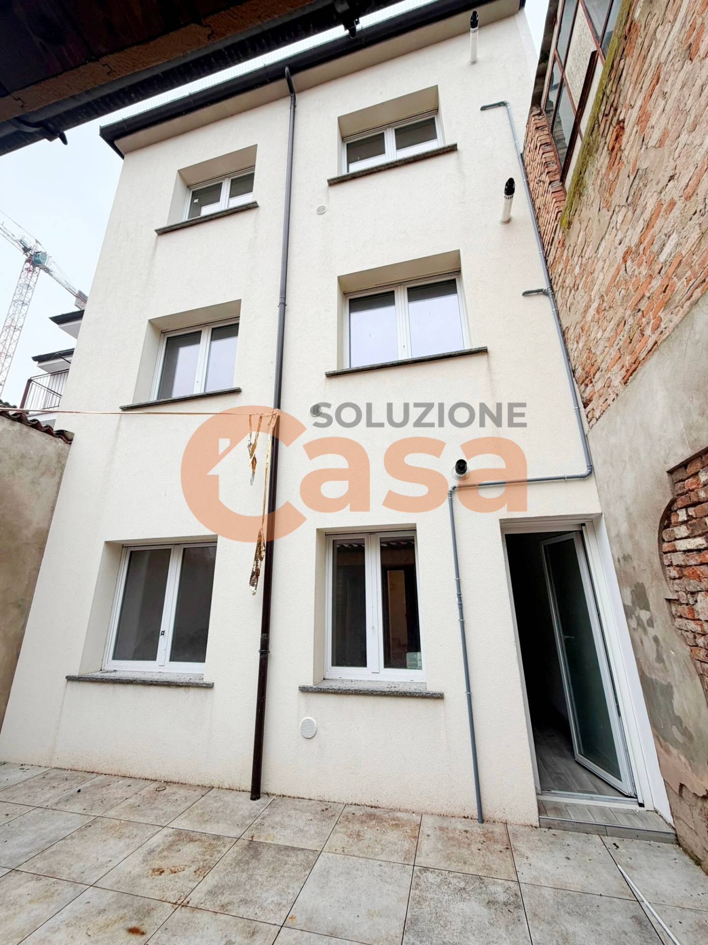 Stabile/Palazzo in vendita a Cortemaggiore