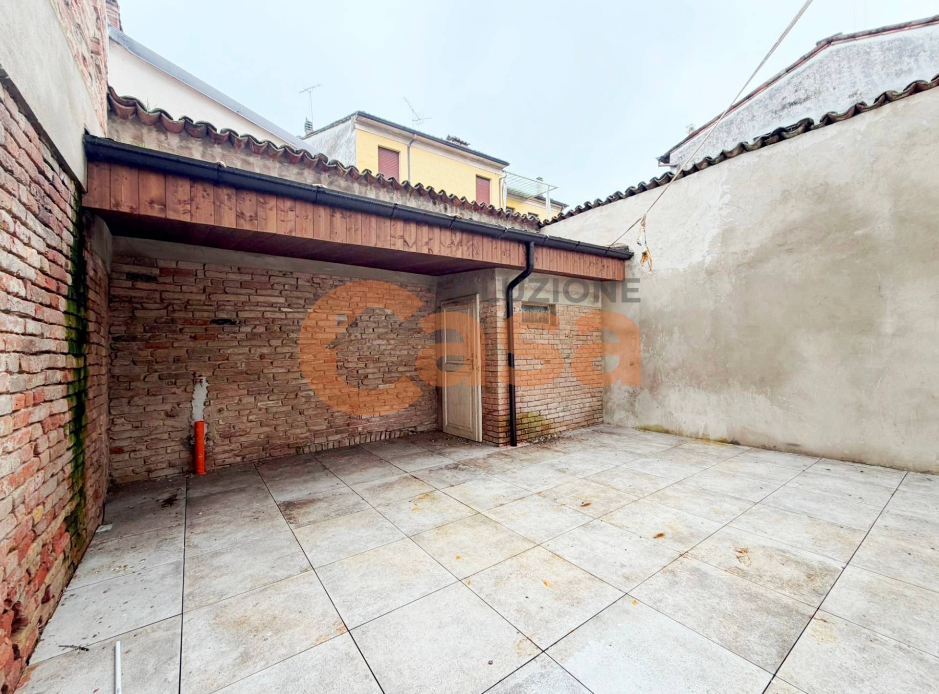 Stabile/Palazzo in vendita a Cortemaggiore