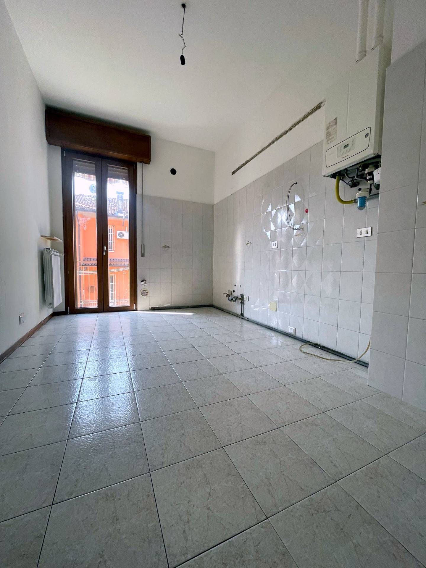 Appartamento in affitto a Piacenza, Quart. 2000