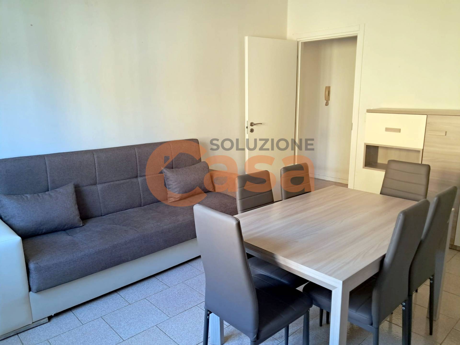 Appartamento in vendita a Piacenza, Infrangibile