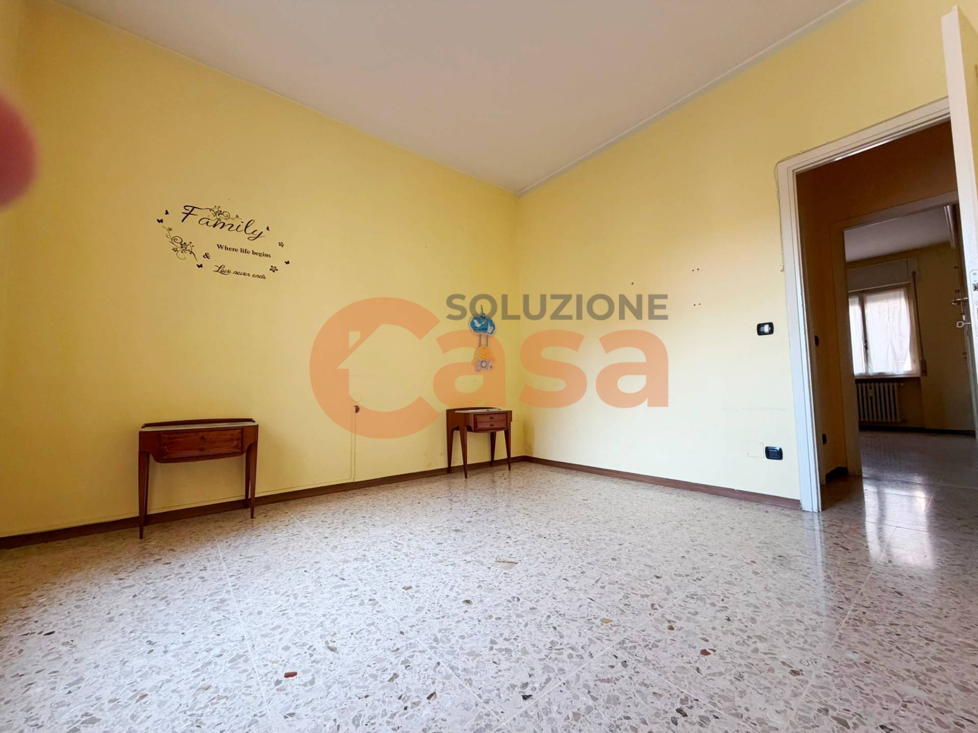 Appartamento in vendita a Piacenza, Viale Dante