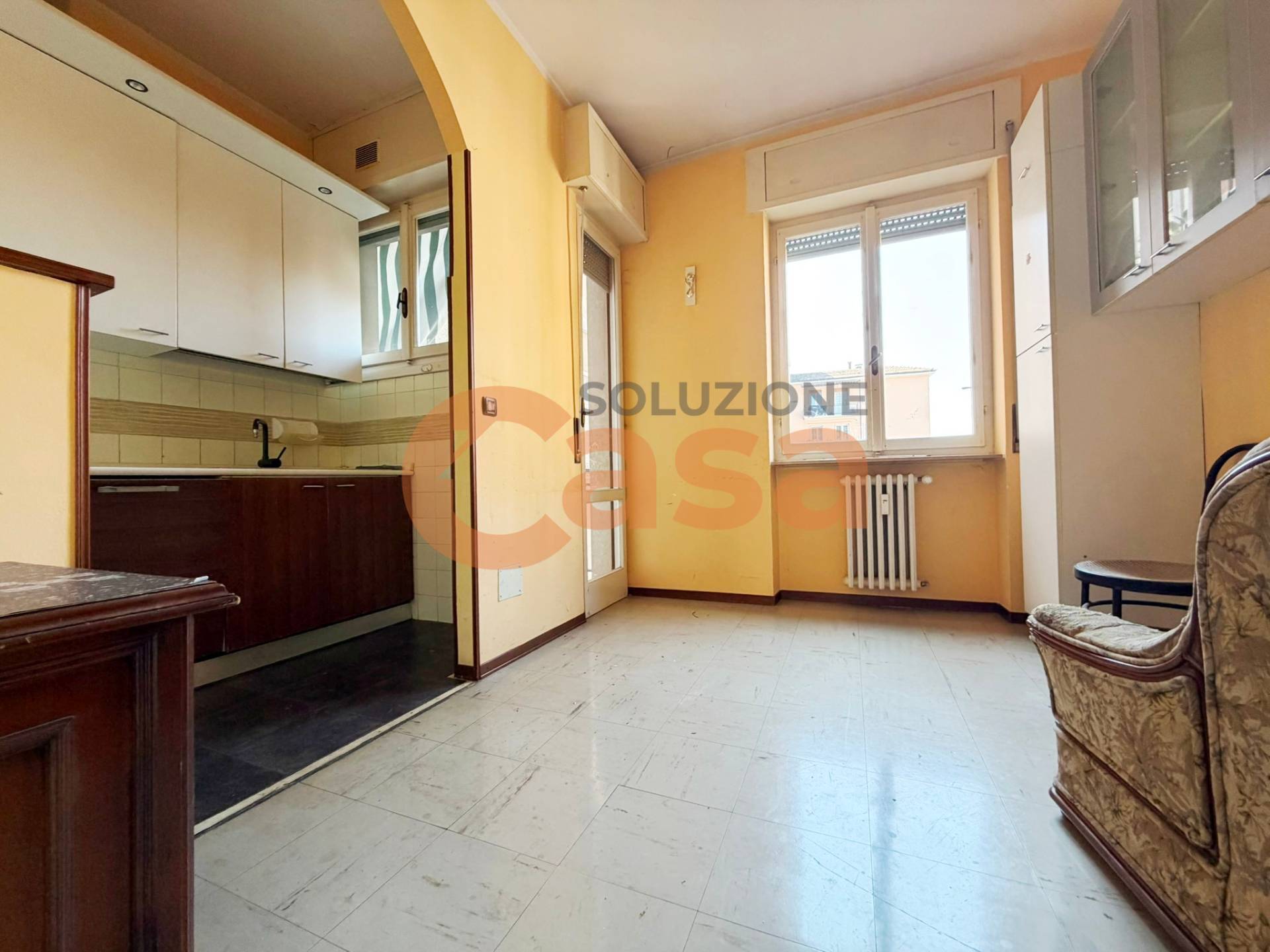 Appartamento in vendita a Piacenza, Viale Dante