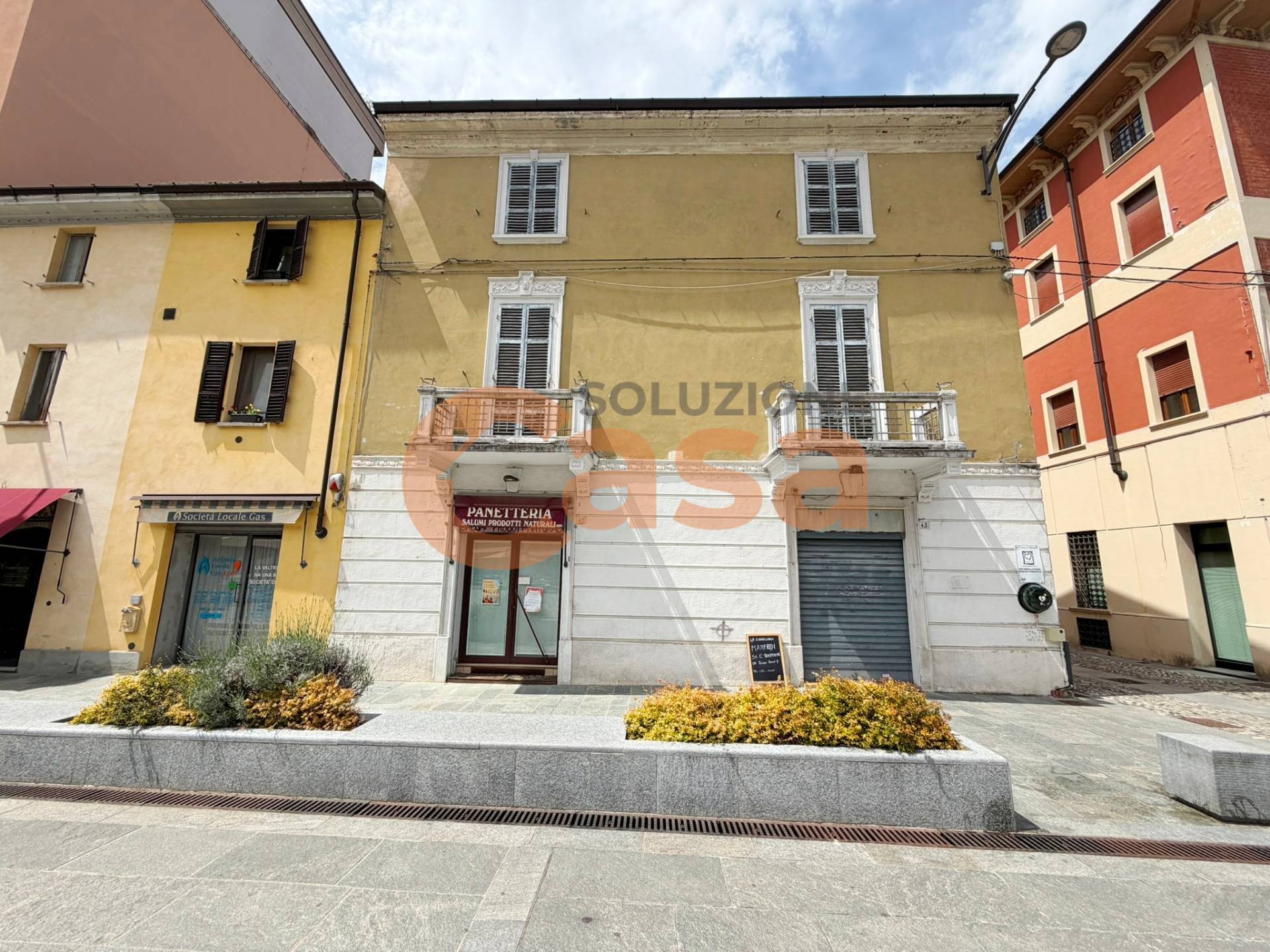 Stabile/Palazzo in vendita a Rivergaro
