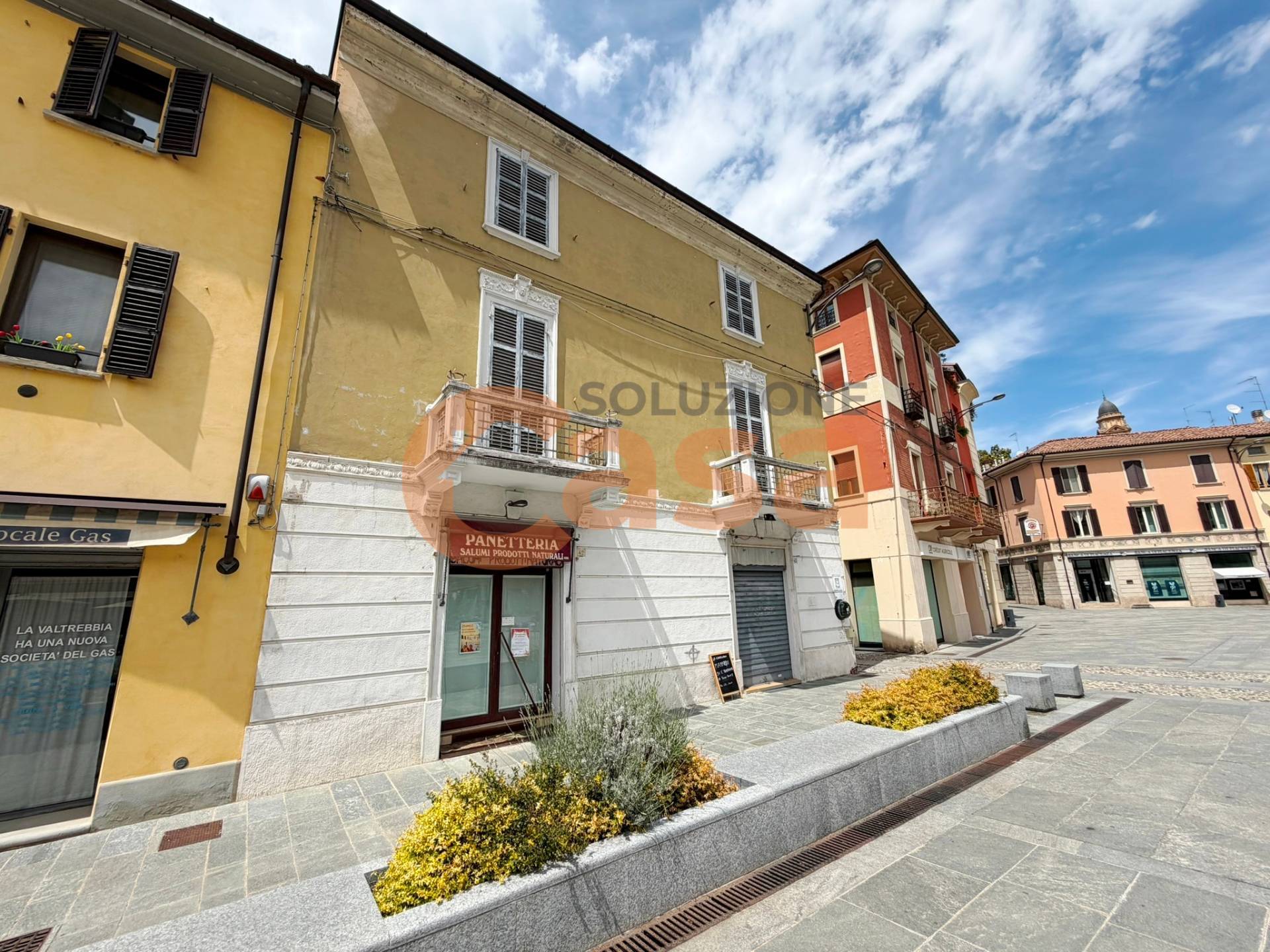 Stabile/Palazzo in vendita a Rivergaro