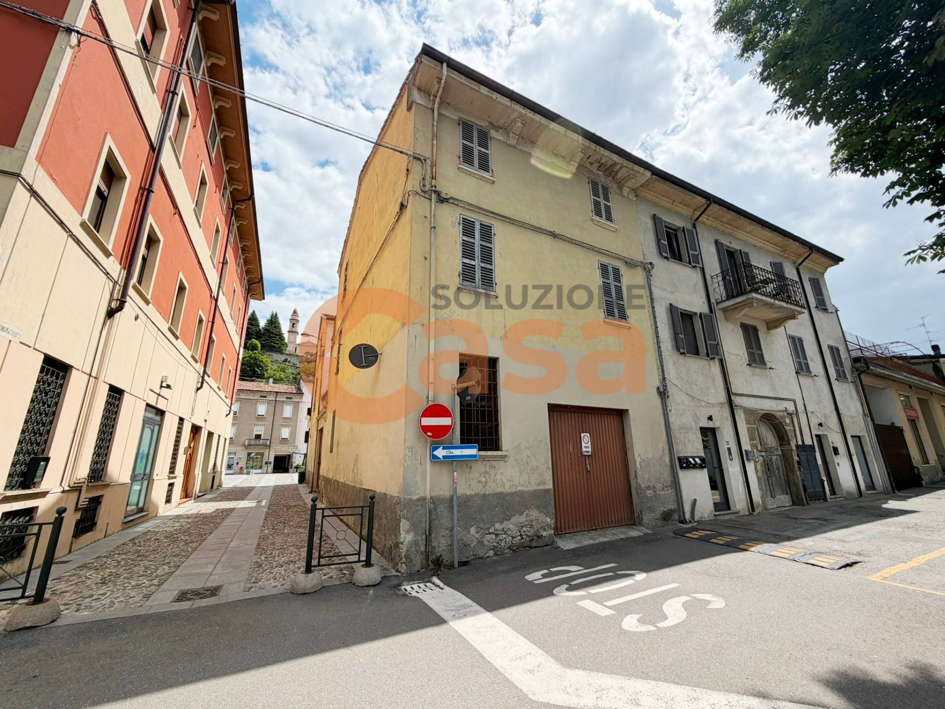 Stabile/Palazzo in vendita a Rivergaro