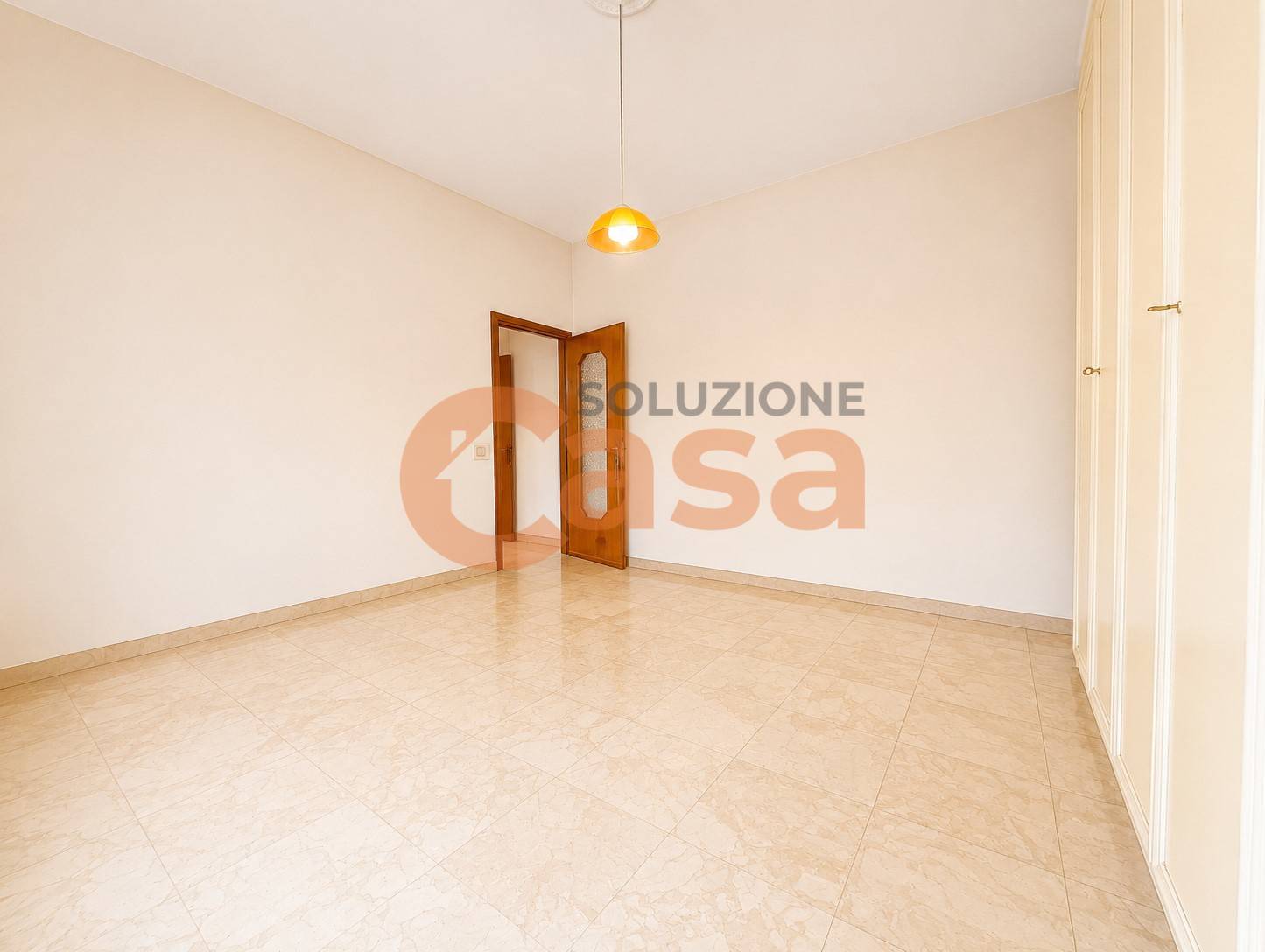 Appartamento in vendita a Piacenza, Viale Dante