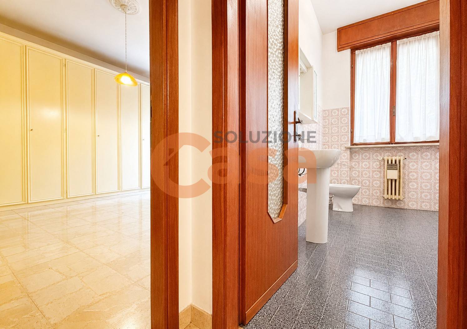 Appartamento in vendita a Piacenza, Viale Dante